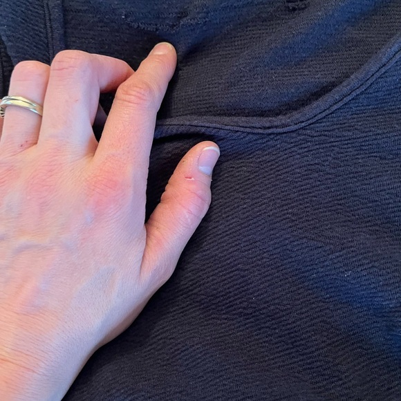 Michael Stars Roughed at the hip dark blue V neck dress. Medium. - Picture 5 of 6